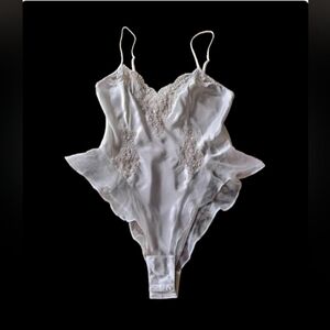 Vintage Victoria's Secret Teddy Bridal Bodysuit, size M